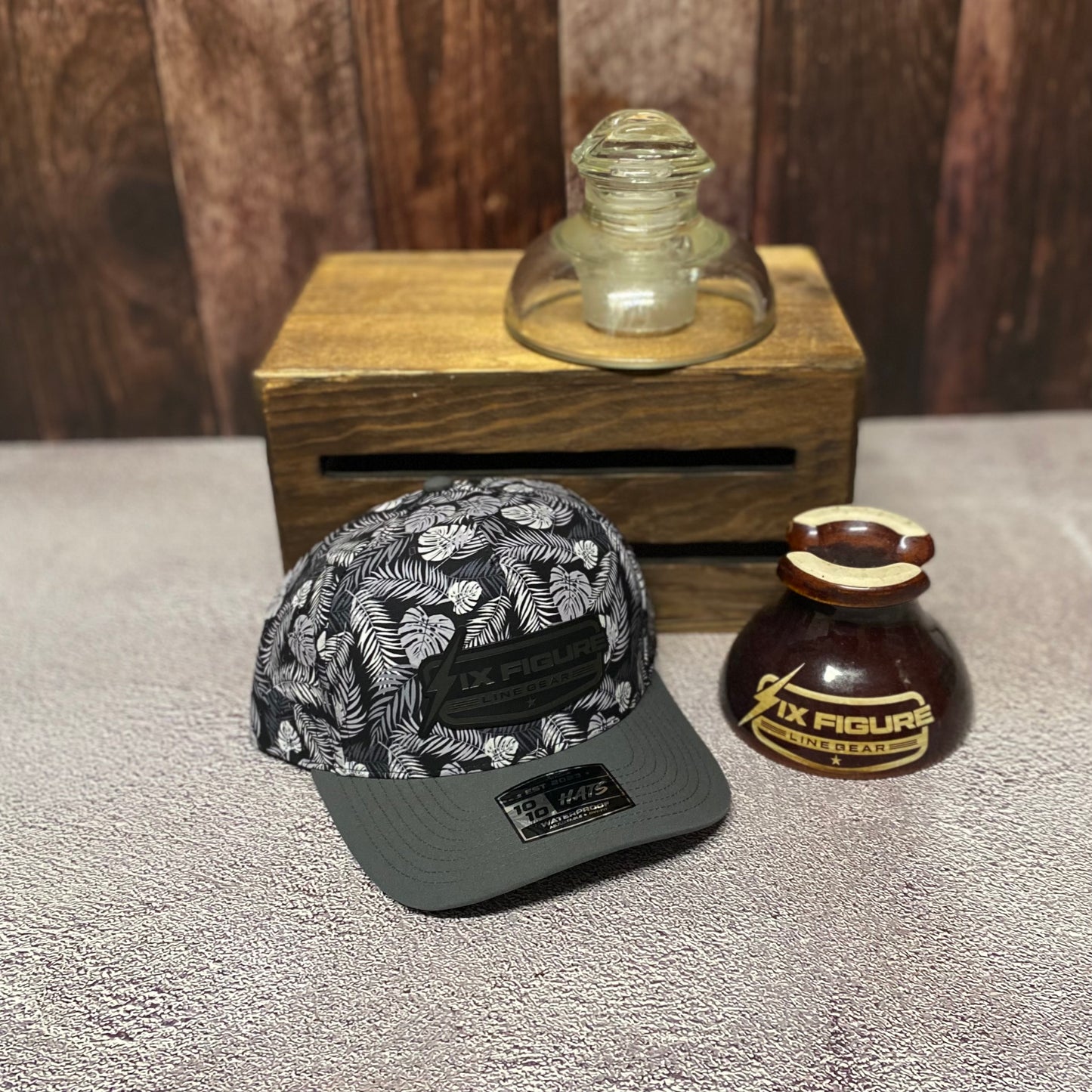 Black Palms 10 10 Hat