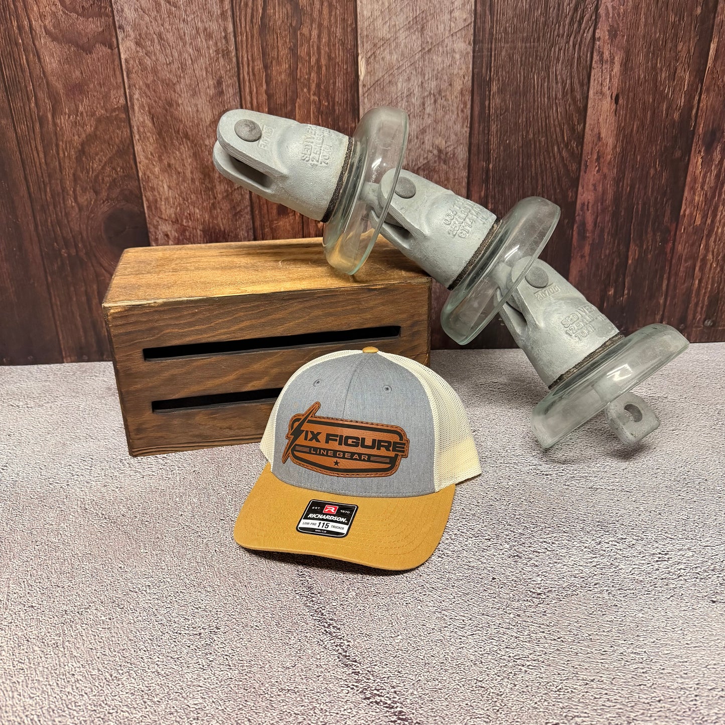 Heather Gray, Birch & Amber Richardson 115P Hat