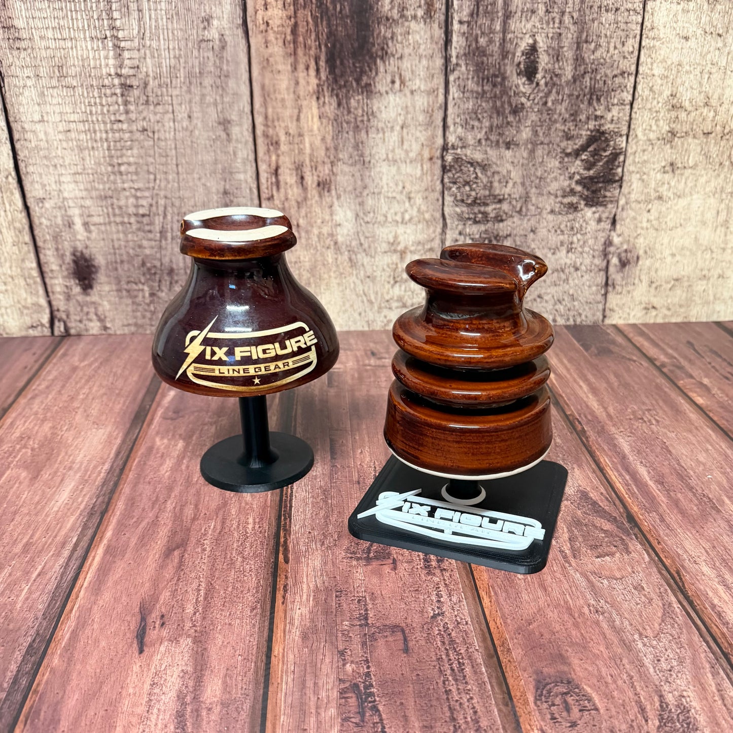 Insulator Stand